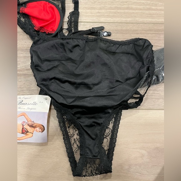 Vintage 1950s The Original “Le Brasette”By Nan Flower Bra Panty Stocking Garter - Picture 3 of 5